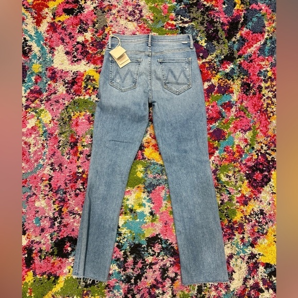 MOTHER NEW Mid Rise Dazzler Ankle Fray in Over the county Line Jeans size 27 - Picture 9 of 14
